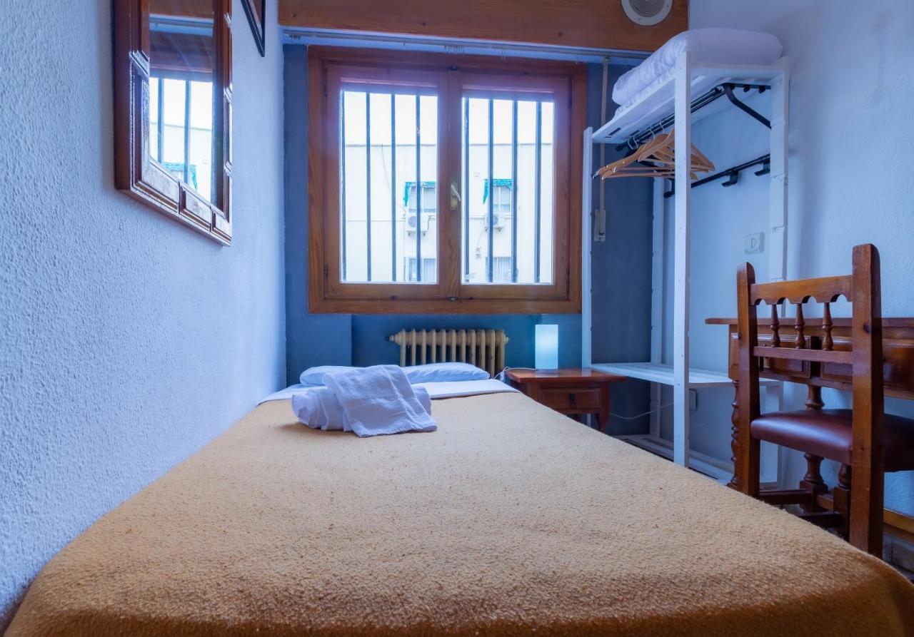 Casa De Huespedes Carabanchel By Vivere Stays มาดริด ภายนอก รูปภาพ
